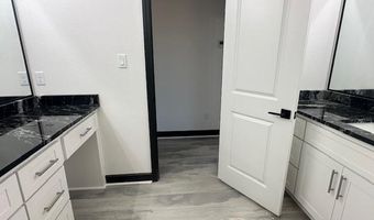 1064 Duke Dr, Bauxite, AR 72011