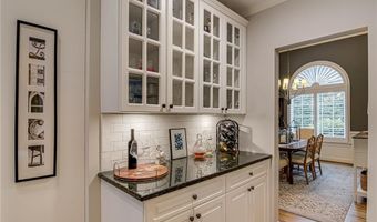 154 Suntree Dr, Advance, NC 27006