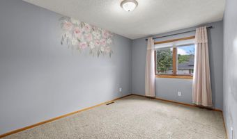 14366 Europa Ave, Apple Valley, MN 55124