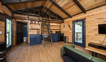 22 Still Hand Ln, Beattyville, KY 41311