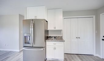 138 Springhill Dr, Bardstown, KY 40004