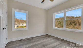 31 Elkwood Ave, Asheville, NC 28804