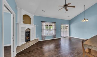 127 Maxwell St, Algood, TN 38506