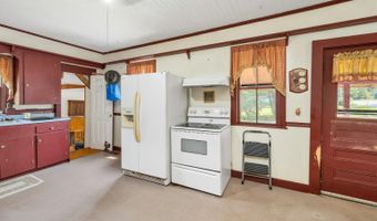 570 Maplewood Rd, Parsonsfield, ME 04047