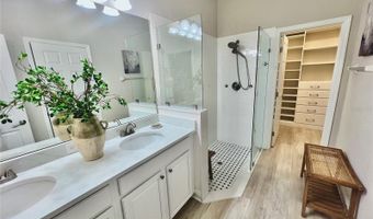 210 LATITUDE Pl, Apollo Beach, FL 33572