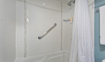 410 Atkinson Dr 958, Honolulu, HI 96814