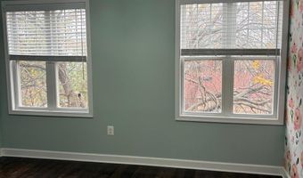 6445 FIRST St, Alexandria, VA 22312