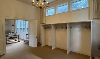 2 Howard St, Augusta, ME 04330