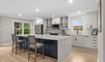 5190 BEDLINGTON Ter, Alexandria, VA 22304
