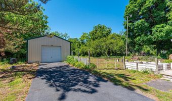 14 MAIN St, Frankford, DE 19945