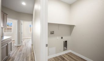 570 McAlister Dr, Bullhead City, AZ 86442