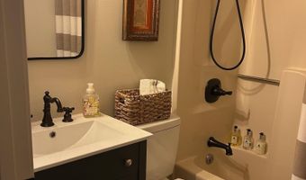 581 E Side Dr, Alton, NH 03810