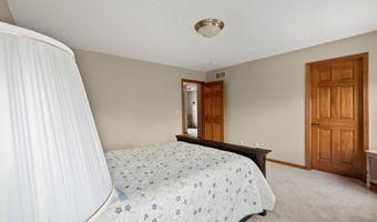 852 Stone Creek Blvd, Ashland, OH 44805