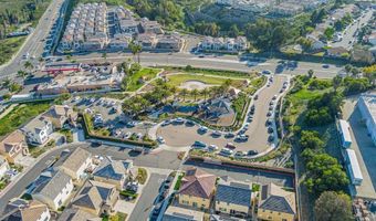 10605 RHODES Ln, Spring Valley, CA 91978