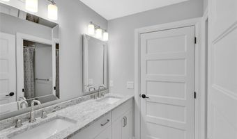 133 Woodford Dr, Adams Twp., PA 16033