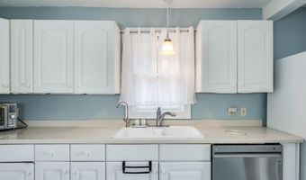 220 Chester Rd, Auburn, NH 03032