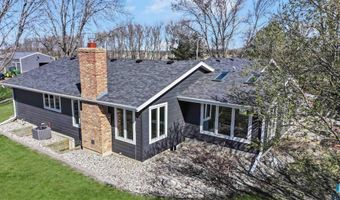 46923 250th St, Baltic, SD 57003