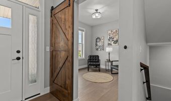 5644 N SUMMERLAND Dr, Appleton, WI 54913