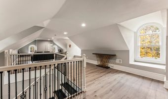 1339 WHEATSHEAF Ln, Abington, PA 19001