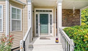 5703 Newnan Cir, Austell, GA 30106