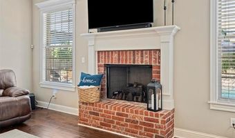 5602 Aspen Ave, Bartlesville, OK 74006