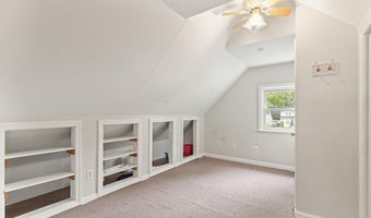 23 Warren St, Beverly, MA 01915
