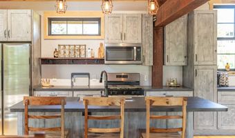 340 Holt Dr, Bigfork, MT 59911