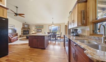 35 LUCY Cir, Alpine, WY 83128