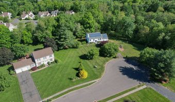 5 Smith Pl, Cheshire, CT 06410