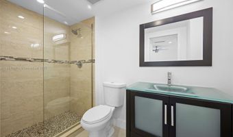 20301 W Country Club Dr 1122, Aventura, FL 33180