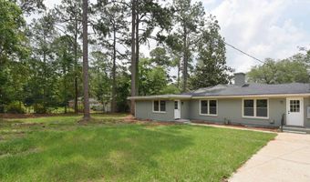 1009 Summit Dr, Albany, GA 31707