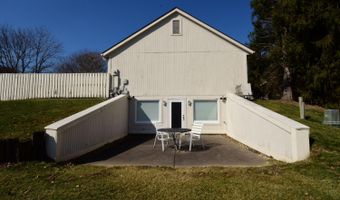 15 Ash Hill Ct, Batesville, IN 47006