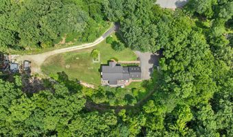 8 W Gate Dr, Bow, NH 03304