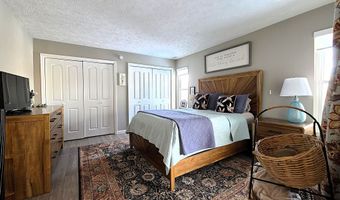 148 Sugarwood Ln, Avon, IN 46123
