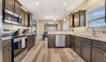 5610 Bear Creek Pass, Auburn, IN 46706
