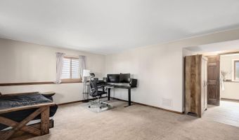 637 N Ellsworth Ave, Addison, IL 60101