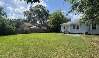 1693 Vine St, Biloxi, MS 39531