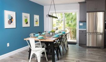 4 James St, Middletown, RI 02842