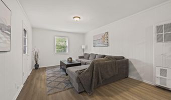 237 Maple Dr, Columbus, OH 43228