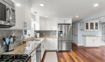 49 Baldwin Rd, Billerica, MA 01821