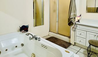 15173 Lorraine Rd, Biloxi, MS 39532