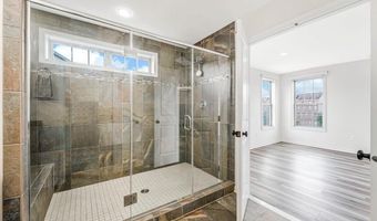 22635 NAUGATUCK Sq, Ashburn, VA 20148