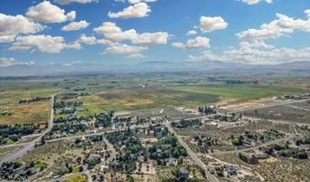 1211 Quail Ridge Rd, Gardnerville, NV 89460