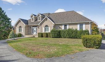 625 NW Locust St, Abingdon, VA 24210