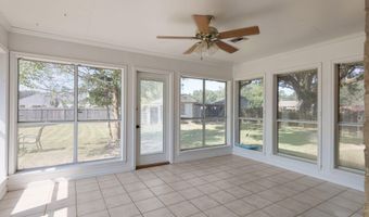 2216 Perry Dr, Abbeville, LA 70510