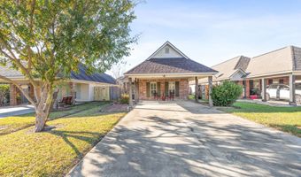 111 Acacia Ln, Abbeville, LA 70510