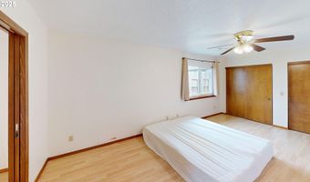 570 VELOPA Ct, Brookings, OR 97415