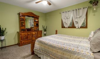 13922 68th St NW, Annandale, MN 55302