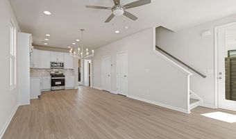 249 10th St, Auburn, GA 30011