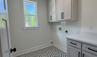 6716 N Detonti Rd, Bauxite, AR 72011
